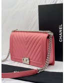 CHANEL BOY NEW MEDIUM CHEVRON LAMBSKIN LEATHER BAG -FULL SET-