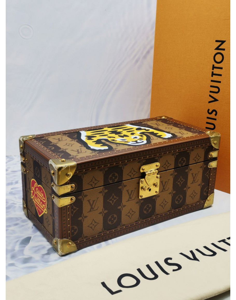 LV SET new arrival with branded box - The Jewelry Collection