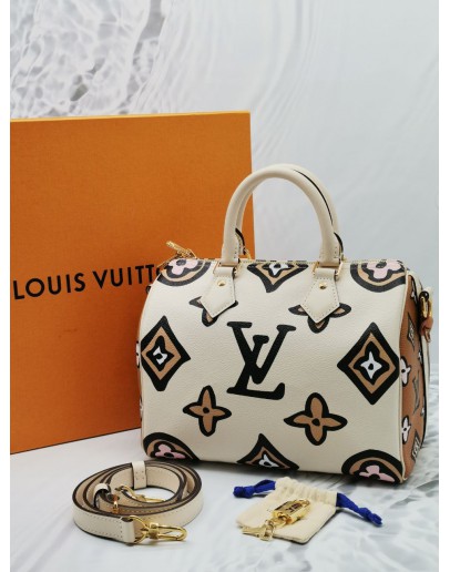 (RAYA SALE) LOUIS VUITTON MONOGRAM GIANT WILD AT HEART SPEEDY BANDOULIERE 25