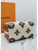 (RAYA SALE) LOUIS VUITTON MONOGRAM GIANT WILD AT HEART SPEEDY BANDOULIERE 25