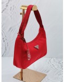 PRADA RE-EDITION 2000 RED TESSUTO NYLON SHOULDER BAG