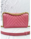 CHANEL MEDIUM BOY CHEVRON FLAP BAG GHW