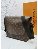 LOUIS VUITTON MAGNETIC MESSENGER MONOGRAM CANVAS -FULL SET-