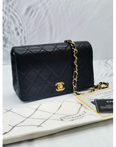 CHANEL VINTAGE CLASSIC LAMBSKIN SINGLE FLAP BAG