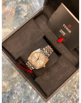 TUDOR CLASSIC DATE 38MM AUTOMATIC UNISEX WATCH YEAR 2012