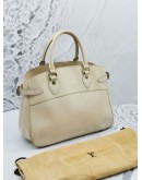 LOUIS VUITTON VINTAGE MEDIUM PASSY WHITE LEATHER BAG