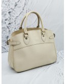 LOUIS VUITTON VINTAGE MEDIUM PASSY WHITE LEATHER BAG