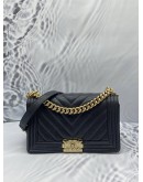 CHANEL MEDIUM BOY CAVIAR BLACK LEATHER FLAP GOLD HARDWARE CHAIN BAG