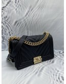 CHANEL MEDIUM BOY CAVIAR BLACK LEATHER FLAP GOLD HARDWARE CHAIN BAG