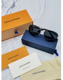 LOUIS VUITTON PILOT SUNGLASSES BLACK / SILVER HARDWARE -FULL SET-