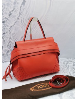 TOD'S WAVE MEDIUM ORANGE LEATHER TOP HANDLE BAG WITH STRAP