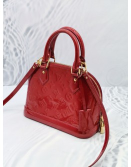 LOUIS VUITTON ALMA BB TOP HANDLE BAG IN RED PATENT LEATHER WITH STRAP