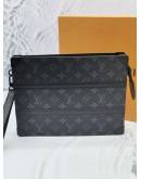 (UNUSED) 2022 MICROCHIP LOUIS VUITTON LINK POCHETTE CLUTCH IN BLACK MONOGRAM ECLIPSE LEATHER -FULL SET-