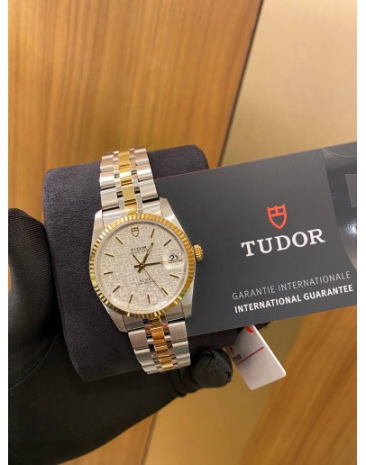 (BRAND NEW) TUDOR PRINCE DATE HALF 18K YELLOW GOLD WHITE WOOD GRAIN DIAL REF M74033 34MM AUTOMATIC YEAR 2021 WATCH -FULL SET-