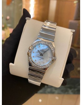 (NEW YEAR SALE) OMEGA CONSTELLATION LADY DIAMOND MOTHER OF PEARL DIAL WITH DIAMOND BEZEL REF 123.15.27.60.55.003 27MM QUARTZ YEAR 2020 WATCH