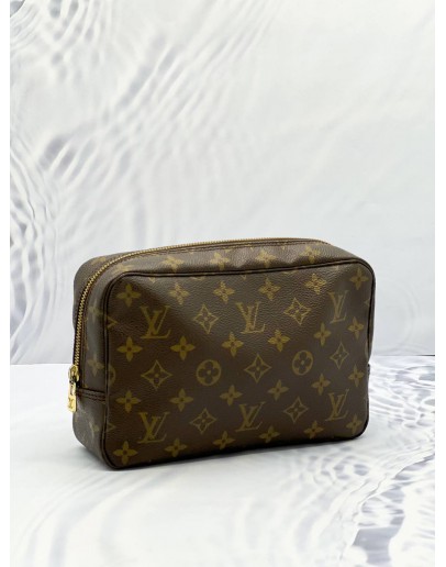 (NEW YEAR SALE) LOUIS VUITTON TROUSSE TOILETEE 23 POUCH