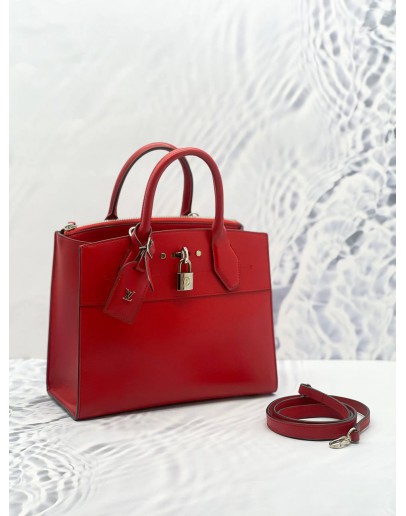 LOUIS VUITTON CITY STEAMER PM HOT RED LEATHER HANDLE BAG WITH STRAP