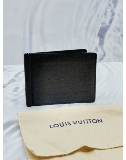 LOUIS VUITTON B-FOLD MONEY CLIP IN BLACK TAIGA LEATHER