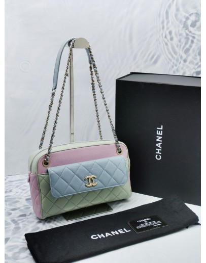 CHANEL MEDIUM CAMERA CASE TRICOLOR LAMBSKIN LEATHER CHAIN BAG SOFT GREEN / PINK / BLUE IN LIGHT GOLD HARDWARE -FULL SET-