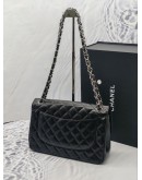 CHANEL JUMBO IN BLACK CAVIAR LEATHER DOUBLE FLAP SILVER CHAIN CROSSBODY BAG YEAR 2019 -FULL SET-