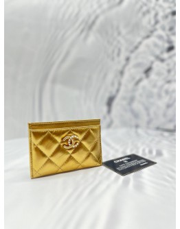 (BRAND NEW) CHANEL QUILTED CARD HOLDER LAMBSKIN GOLD COLOUR WITH GOLD AND PEARL CC LOGO