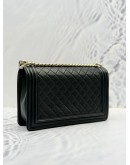(RAYA SALE) CHANEL BOY NEW MEDIUM FLAP SHOULDER AND CROSSBODY BAG IN BLACK QUILTED LAMBSKIN LEATHER YEAR 2017