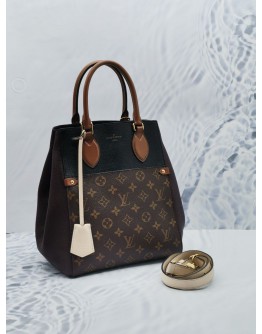 (RAYA SALE) LOUIS VUITTON M45409 MONOGRAM CANVAS WITH CALFKSIN LEATHER FOLD TOTE MM HANDLE BAG
