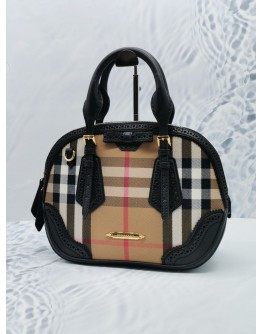 (RAYA SALE) BURBERRY BEIGE / BLACK HOUSE CHECK CANVAS AND LASER CUT LEATHER HANDLE BAG WITH LEATHER STRAP 