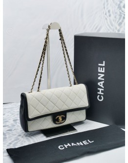 CHANEL SEASONAL BLACK WHITE CALFSKIN LEATHER FLAP GOLD CHAIN SHOULDER BAG 