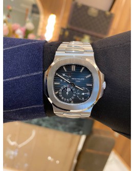 (UNUSED) PATEK PHILIPPE NAUTILUS 5712/1A BLUE DIAL MOON FACE 40MM AUTOMATIC UNISEX WATCH YEAR 2015 -FULL SET-