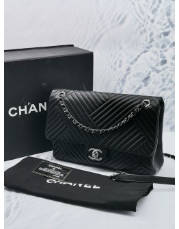 (LIKE NEW) CHANEL LARGE CC BLACK CHEVRON QUILTED LEATHER CROSSBODY FLAP BAG YEAR 2016 -FULL SET-