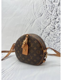 LOUIS VUITTON BOITE CHAPEAU SOUPLE MM BAG IN BROWN MONOGRAM CANVAS & AGED NATURAL COWHIDE LEATHER