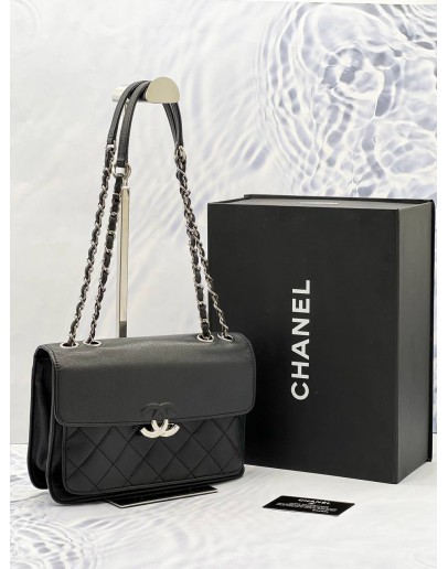 CHANEL CC BOX FLAP SHOULDER BAG IN BLACK QUILTED CAVIAR LEATHER SILVER HARDWARE  