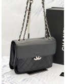 CHANEL CC BOX FLAP SHOULDER BAG IN BLACK QUILTED CAVIAR LEATHER SILVER HARDWARE  