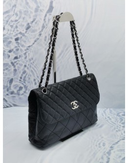 CHANEL BLACK QUILTED CALFSKIN LEATHER IN-THE-BUSINESS FLAP BAG SILVER HARDWARE