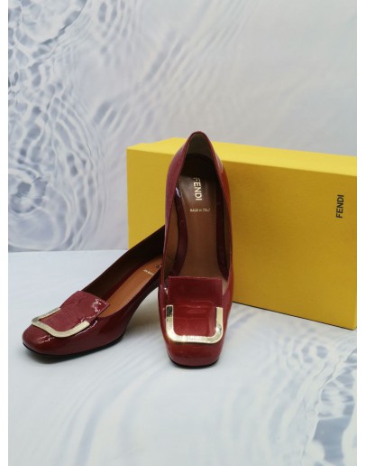 FENDI RED PATENT LEATHER HEELS SLIP ON SIZE 37