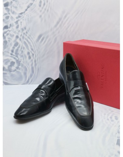 VALENTINO BLACK PATENT LEATHER LOAFER SIZE 42 1/2 