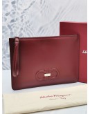 SALVATORE FERRAGAMO LOGO ZIPPED CLUTCH IN BURGUNDY LEATHER -FULL SET-