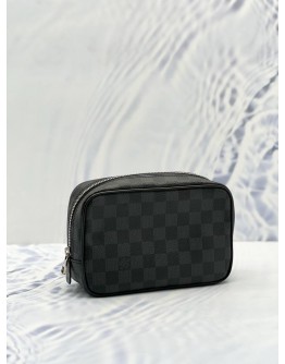 (LIKE NEW) LOUIS VUITTON TOILET POUCH PM IN DAMIER GRAPHITE CANVAS 