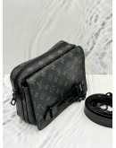 (LIKE NEW) LOUIS VUITTON STEAMER MESSENGER CROSSBODY BAG IN GREY MONOGRAM ECLIPSE CANVAS AND BLACK CALF LEATHER