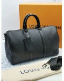 (LIKE NEW) 2023 MICROCHIP LOUIS VUITTON KEEPALL BANDOULIERE 40 BLACK AEROGRAM LEATHER WITH ADJUSTABLE STRAP