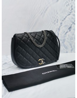 (LIKE NEW) CHANEL CASUAL QUILTED BLACK CAVIAR LEATHER MEDIUM POCKET FLAP BAG 