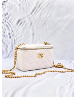 (LIKE NEW) 2023 CHANEL WHITE VANITY CAVIAR LEATHER WITH COCO CHAIN GOLD-TONED HARDWARE 