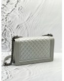 CHANEL NEW MEDIUM FLAP BAG METALLIC SILVER QUILTED LEATHER AGED RUTHENIUM HARDWARE 