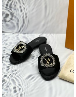 (BRAND NEW) 2023 LOUIS VUITTON MADELEINE FLAT SANDALS IN BLACK SATIN SIZE 38 -FULL SET-