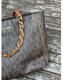 MICHAEL KORS HARPER SIGNATURE TOTE HANDBAG IN BROWN 