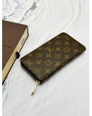 (LIKE NEW) LOUIS VUITTON ZIPPY WALLET IN BROWN MONOGRAM CANVAS -FULL SET-