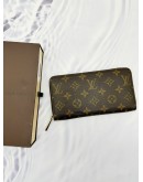 (LIKE NEW) LOUIS VUITTON ZIPPY WALLET IN BROWN MONOGRAM CANVAS -FULL SET-