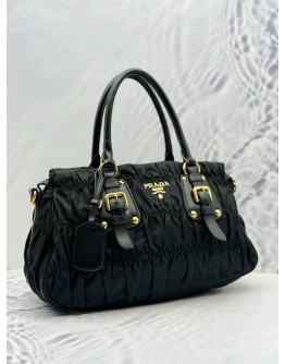 PRADA GAUFRE TOTE BAG IN BLACK TESSUTO AND NAPPA LEATHER