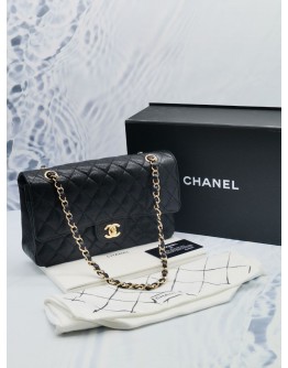 (UNUSED) 2021 CHANEL CLASSIC MEDIUM DOUBLE FLAP BAG IN BLACK CAVIAR LEATHER IN GOLD HARDWARE -FULL SET-